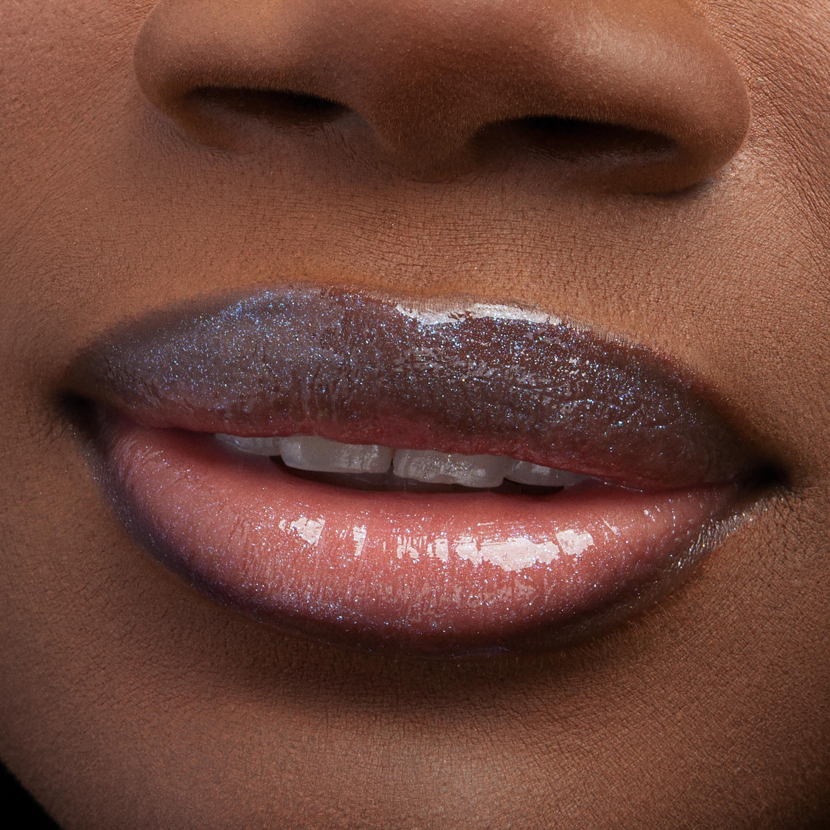 Ultra Glossy Lip Peep This