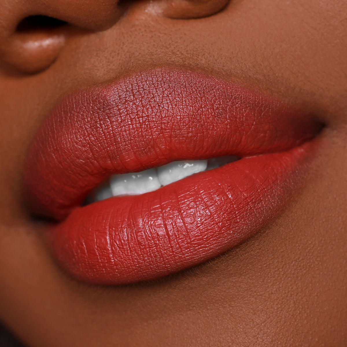 Lippie Pencil Bumble