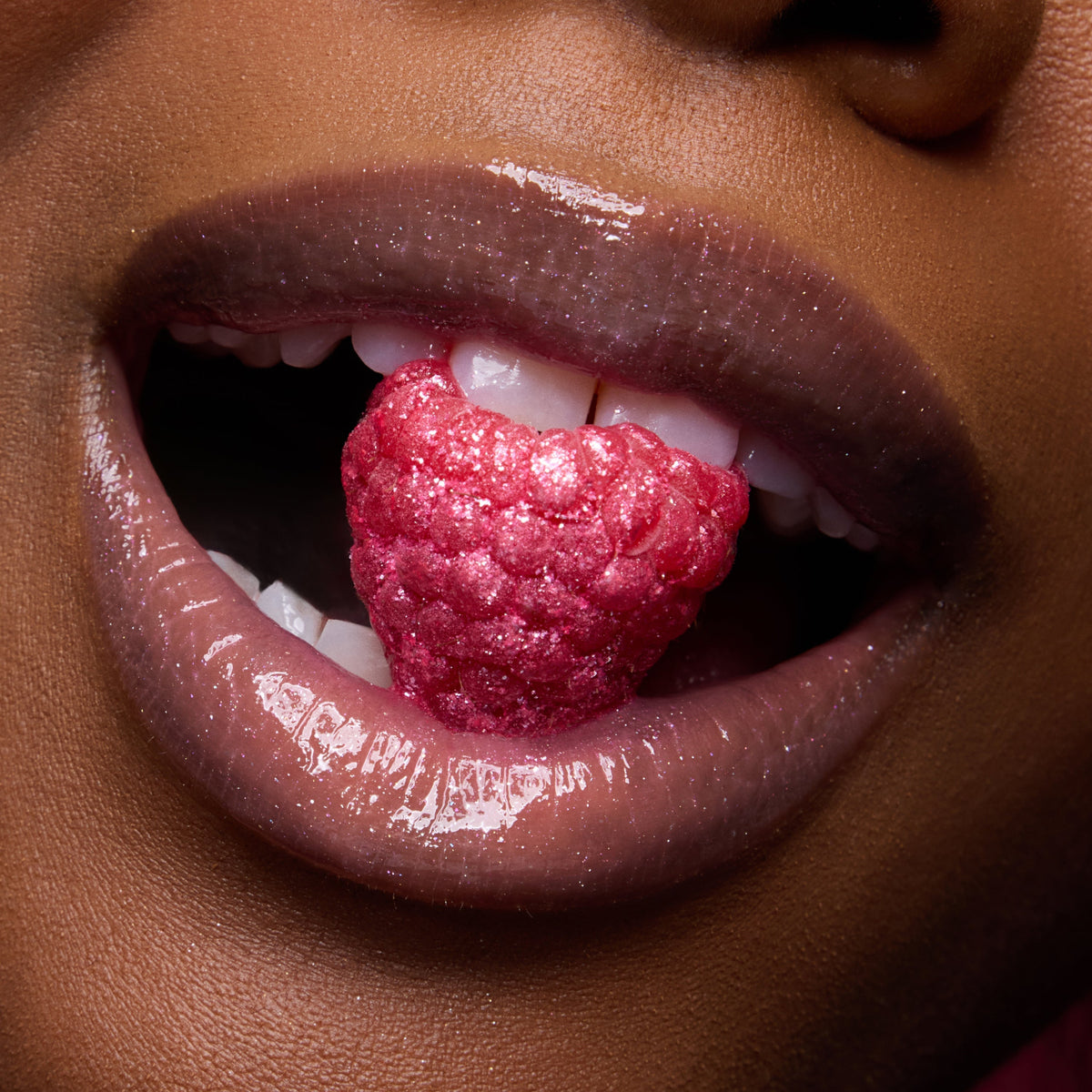 Fresh Kiss Glossy Balm Raspberry Crème
