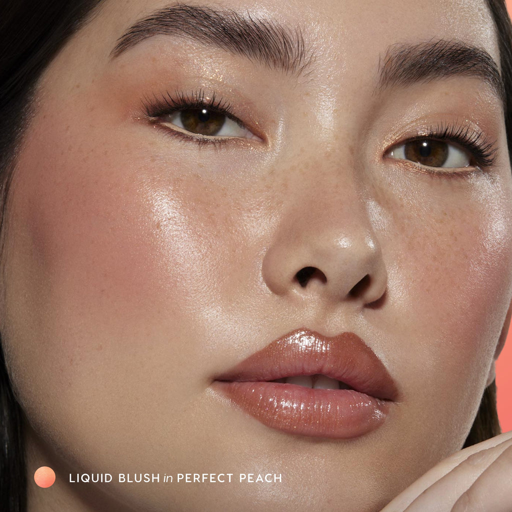 Palette + Liquid Blush + Fresh Kiss Peachy Perfection