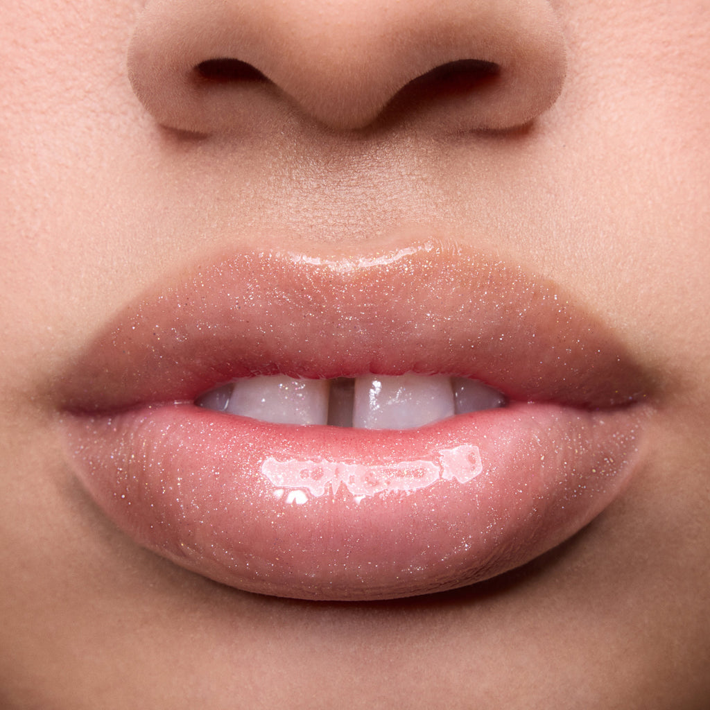 Fresh Kiss Glossy Balm Whipped Cream