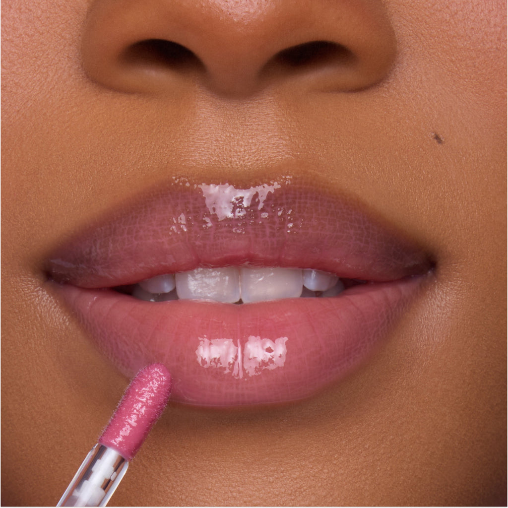Ultra Glossy Lip Your New Obsession