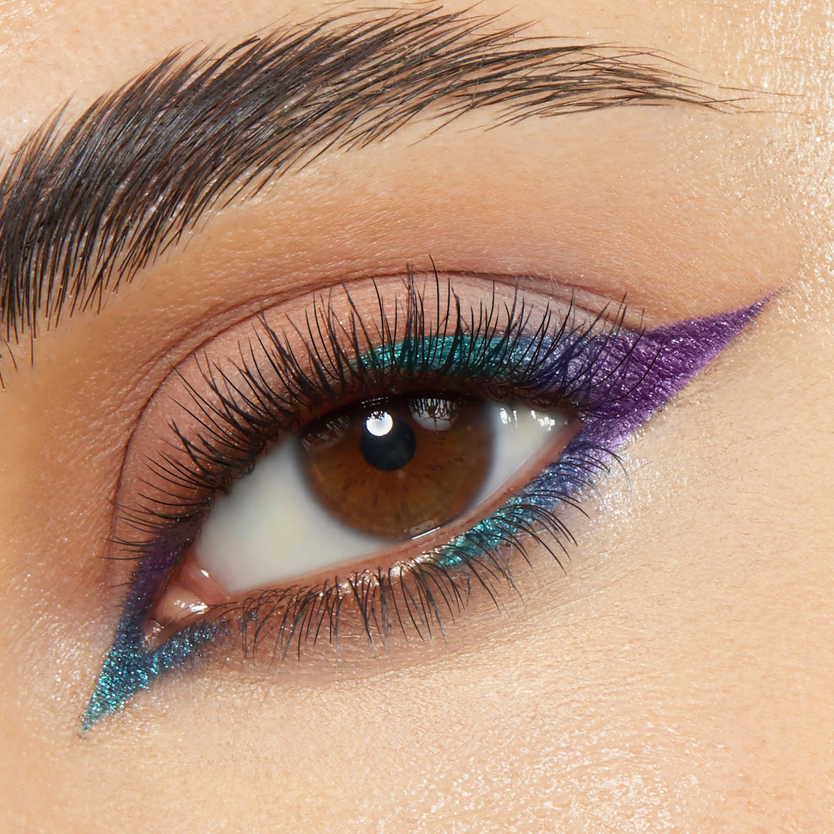 Chrome Crème Gel Liner Power Trip