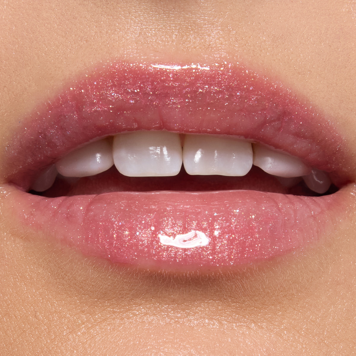 Ultra Glossy Lip Totally Swamped