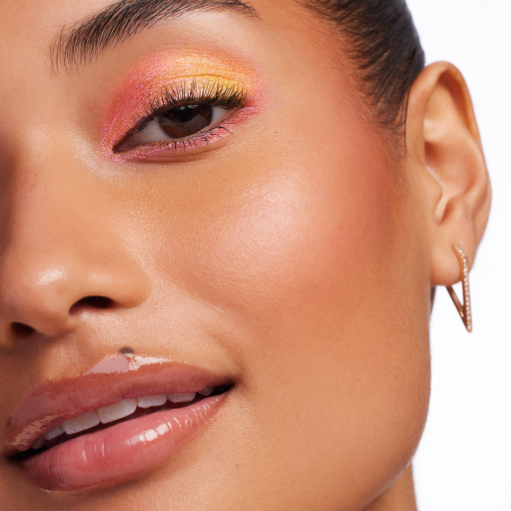 Chrome Liquid Shadow Vibe Shift