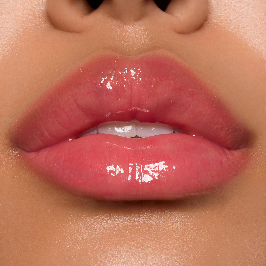 Ultra Glossy Lip Experiment 626