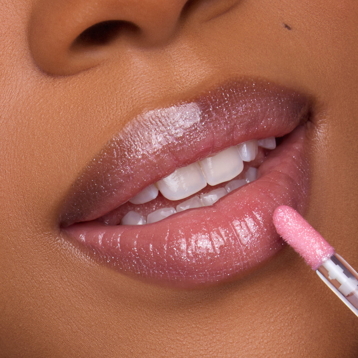 Ultra Glossy Lip 2 Die 4