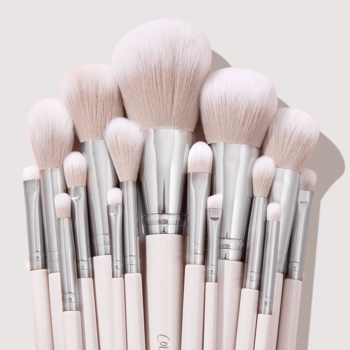Shadow Palette & Brush Set The Ultimate Stunner