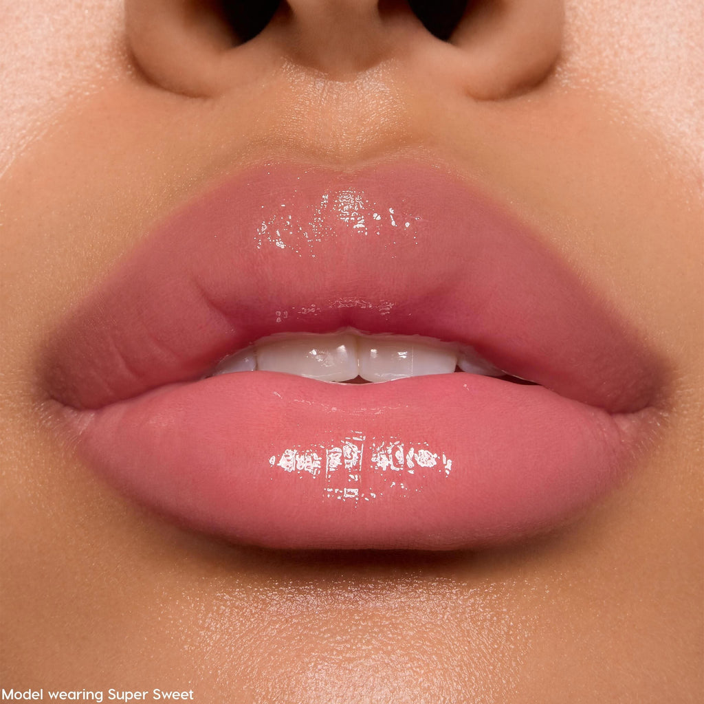 Ultra Glossy Lip Keepin’ It Sweet