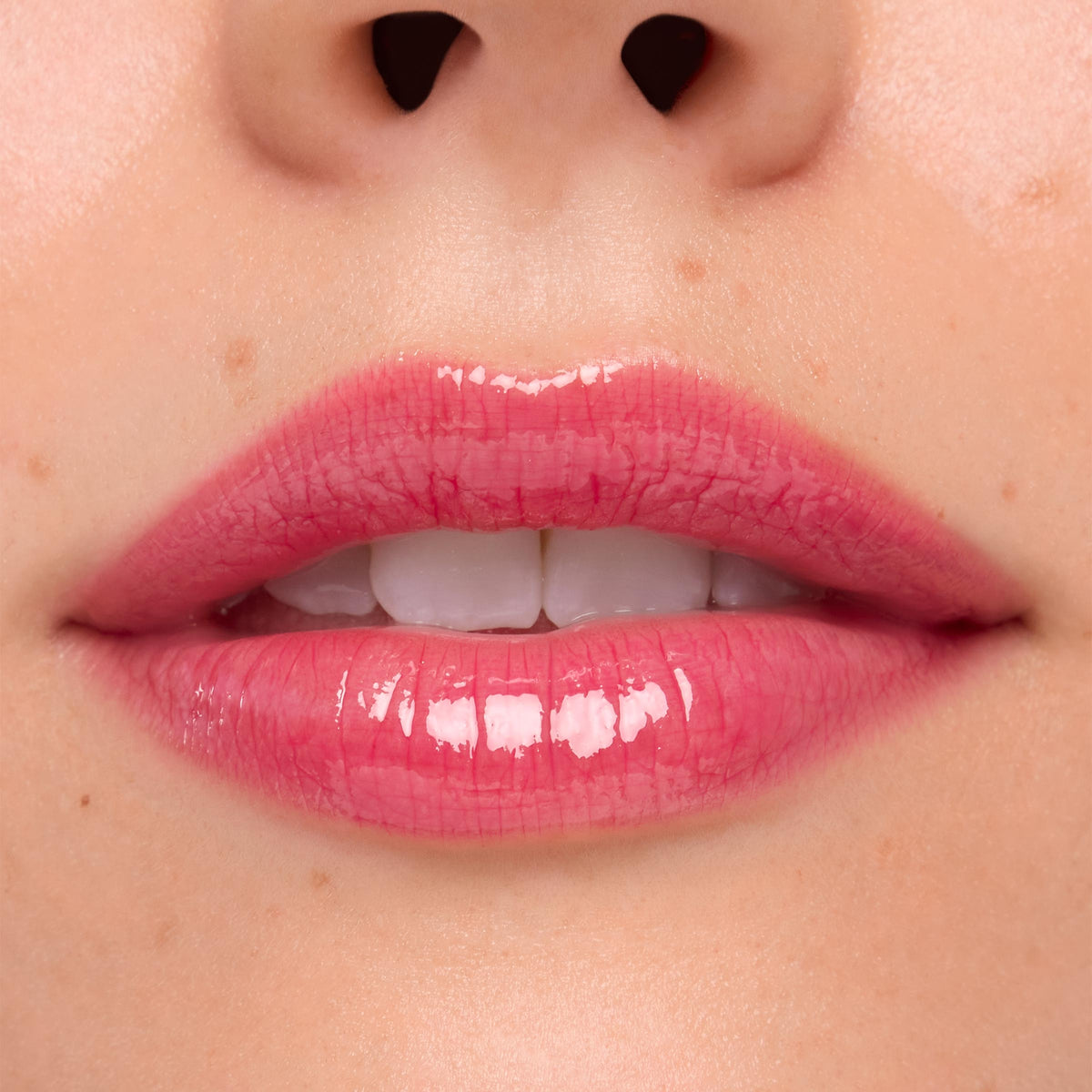 Ultra Glossy Lip Surfer Vibes
