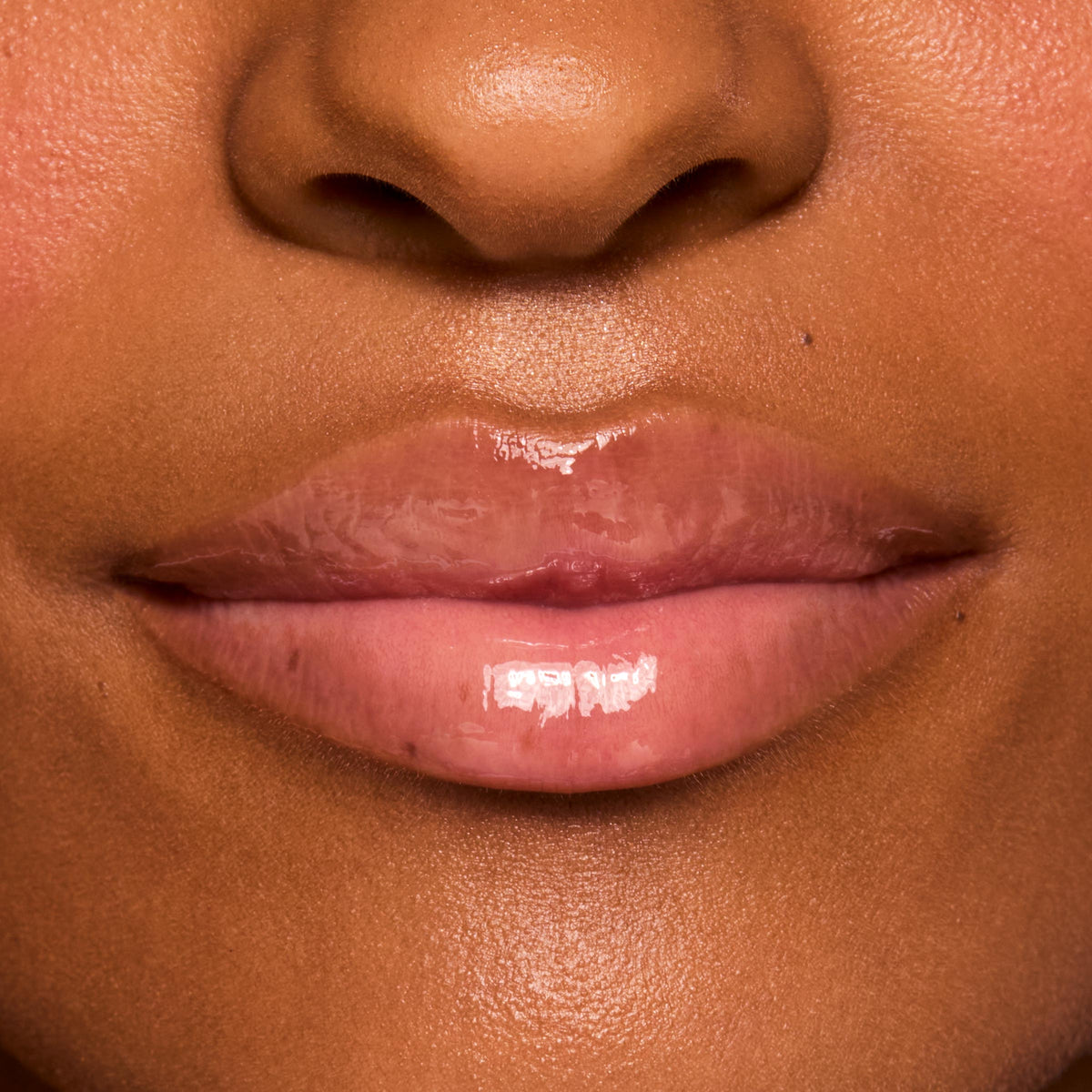 Fresh Kiss Glossy Balm Vanilla Cake