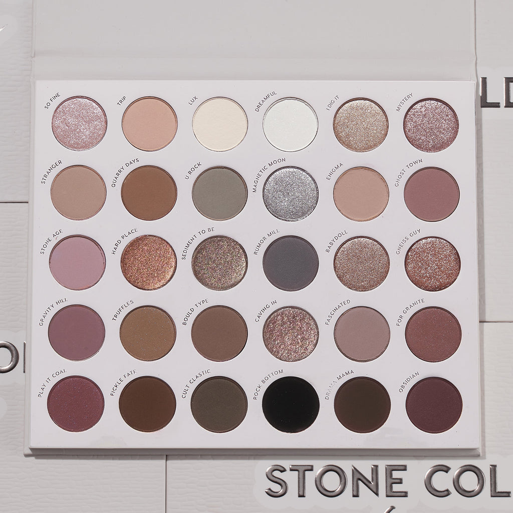 Shadow Palette & Brush Set The Ultimate Stunner