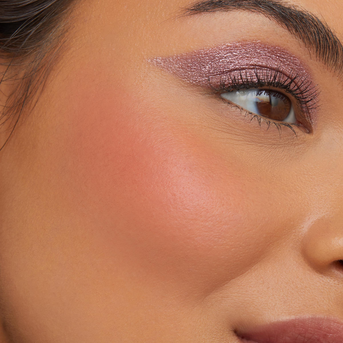 Cream Blush A-Lister