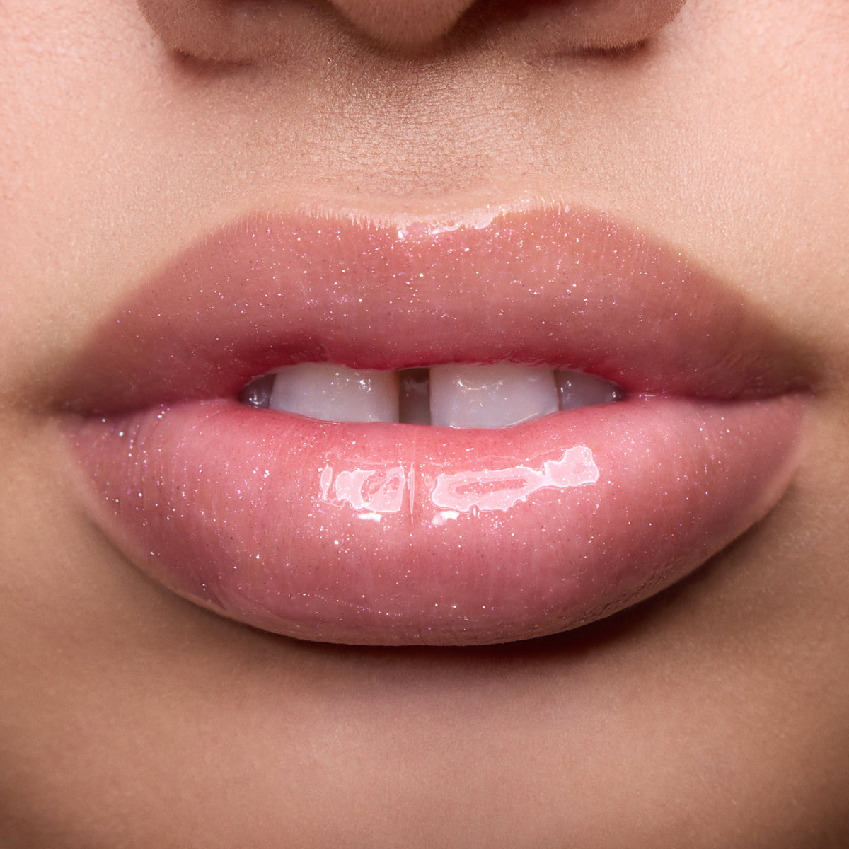 Fresh Kiss Glossy Balm Raspberry Crème